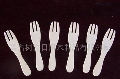 匠心巧制，樂(lè)趣無(wú)限 探秘中國(guó)制造交易網(wǎng)上的木制玩具廚房用具